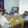 (1999 přibližně) porada spolupracovníků na pořadu Na křesťanské vlně Plzně vysílané na ČRO Plzeň